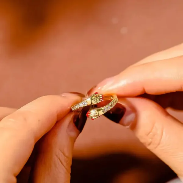Hug Ring For Women BFF Best Friend Crystal Open Jewelry Gift