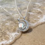 Magnetic Moon Couple Necklaces - Best Friend Necklaces
