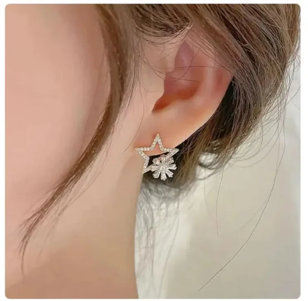 Rotating Star Flower Zircon Earrings