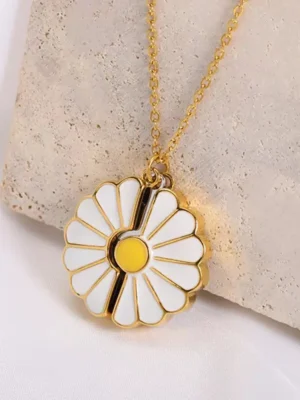 Custom Daisy Locket Necklace
