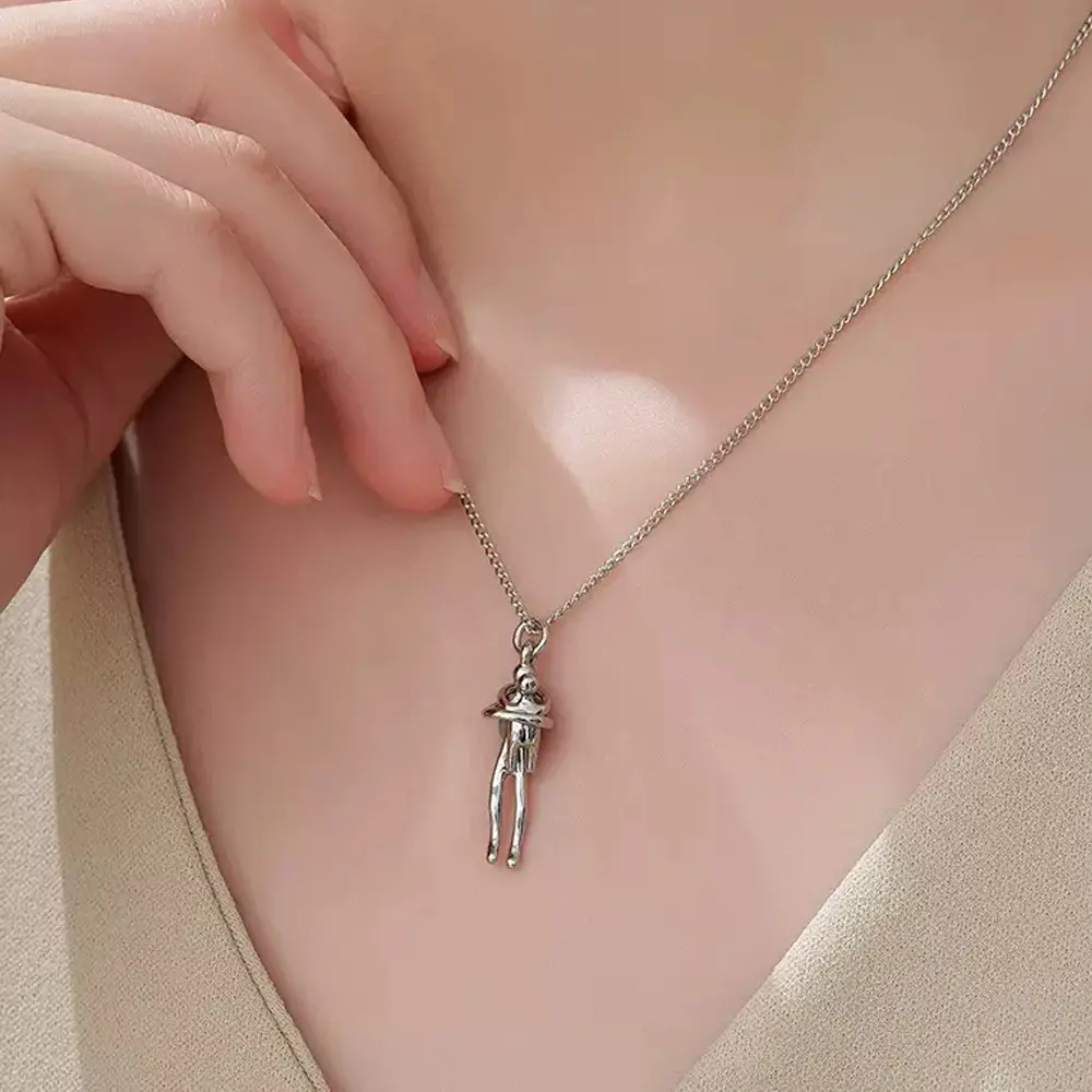 Mother Daughter Hugging Pendant Necklace