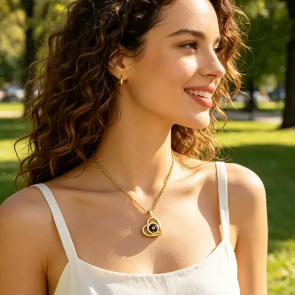 Custom Photo Projection Necklace - Personalized heart pendant (Gold)